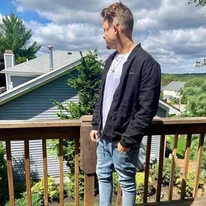 Meet your Posher, Kevin